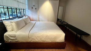 House | 2 bedrooms - w Radiant 2BR in Roma Norte (Mexico City)