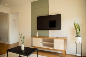 Apartment, Accessible | 1 bedroom, Internet - w Atonishing 1BR w Great Deco in San Isidro (Lima)