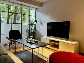 Apartment | 2 bedrooms - w Radiant 2BR in Roma Norte (Mexico City)