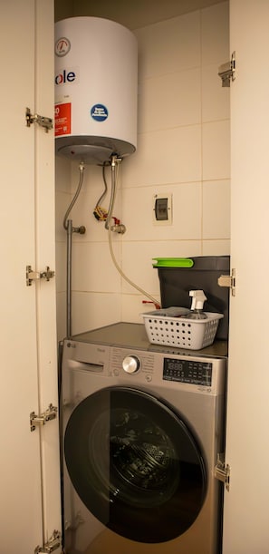 1 bedroom, Internet