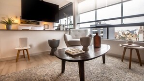 House - w Enlightening 1BR in Miraflores (Lima)