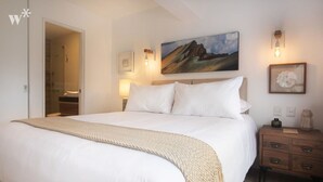 House - w Enlightening 1BR in Miraflores (Lima)