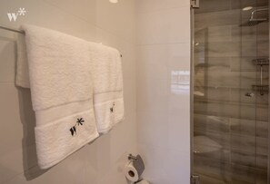 1 bedroom, Internet - w Enlightening 1BR in Miraflores (Lima)