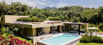 Mesa de Yeguas泳池四臥別墅