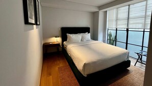 House | 2 bedrooms - w Radiant 2BR in Roma Norte (Mexico City)
