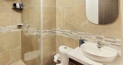 w Bright & Stylish 2BR in Laureles