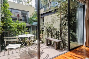 Apartment | 4 bedrooms - w Inviting 4BR in Condesa (Mexico City)