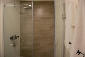 House | 1 bedroom, Internet - w Gorgeous 1BR w Terrace in Miraflores (Lima)