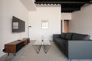 アパートメント | 2 室のベッドルーム、インターネットアクセス