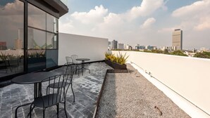 Unclassified image, 4 of 39, button - w Cozy 2BR w Balcony Near Polanco (Mexico City)