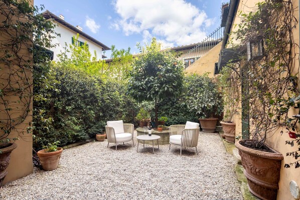 Apartment | 2 bedrooms, Internet