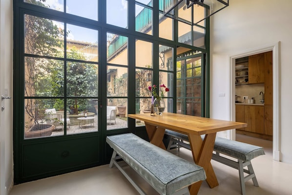House | 2 bedrooms, Internet