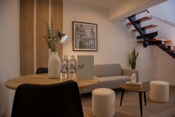 5 bedrooms - w Impressive 5BR w Terrace in Miraflores (Lima)