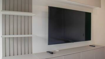 Apartment | 3 bedrooms, Internet