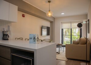 Apartment | 1 bedroom, Internet - w Distinctive 1BR w Balcony in Barranco (Lima)