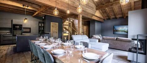 تناول الطعام