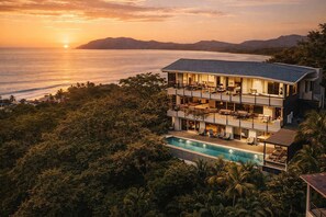 المنشأة من الخارج