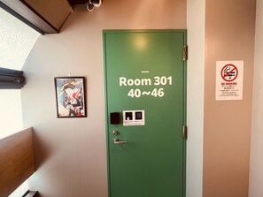 Shared Dormitory, Mixed Dorm