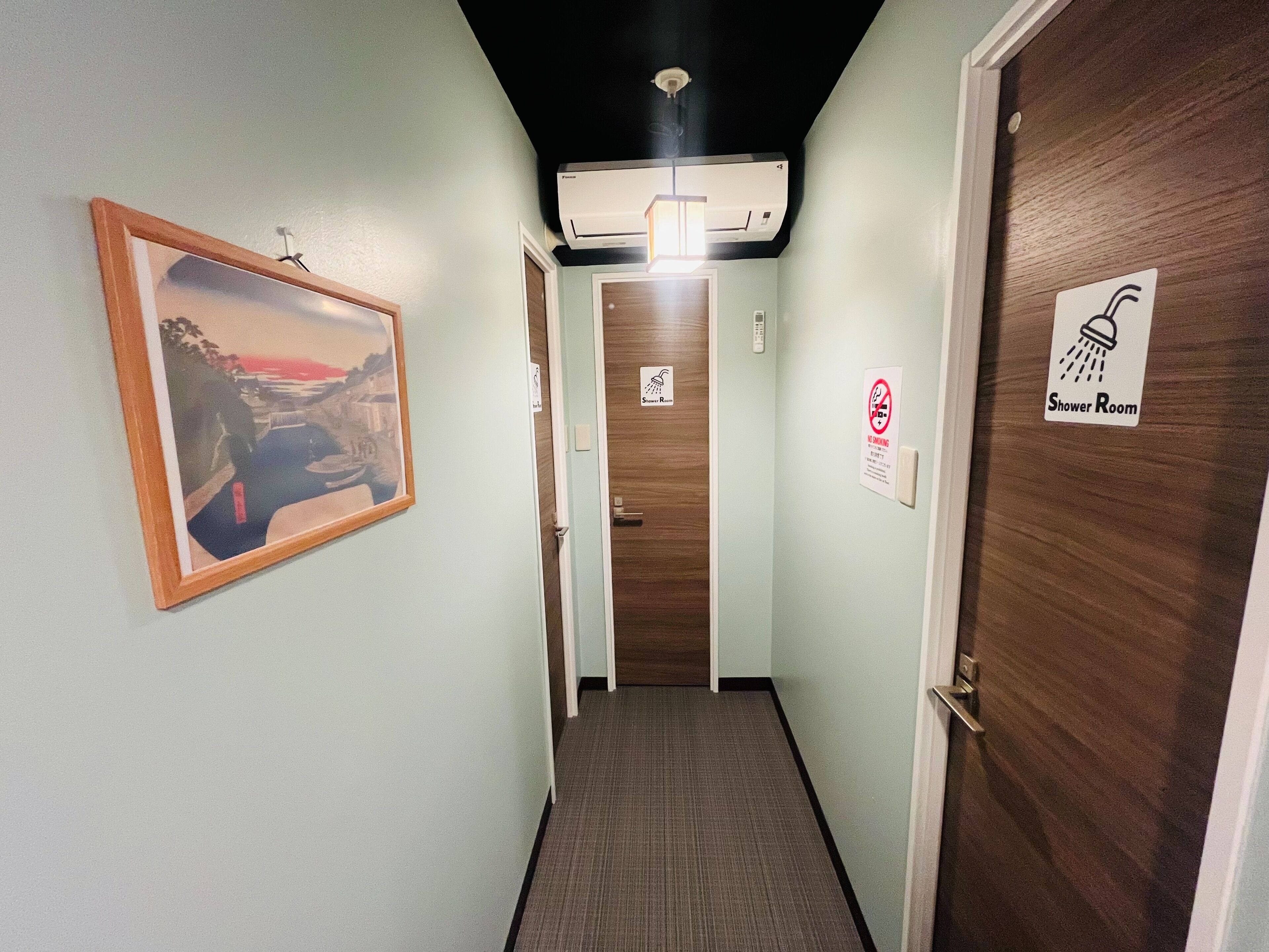 Shared Dormitory, Mixed Dorm | Bathroom | Shower, free toiletries, hair dryer, towels