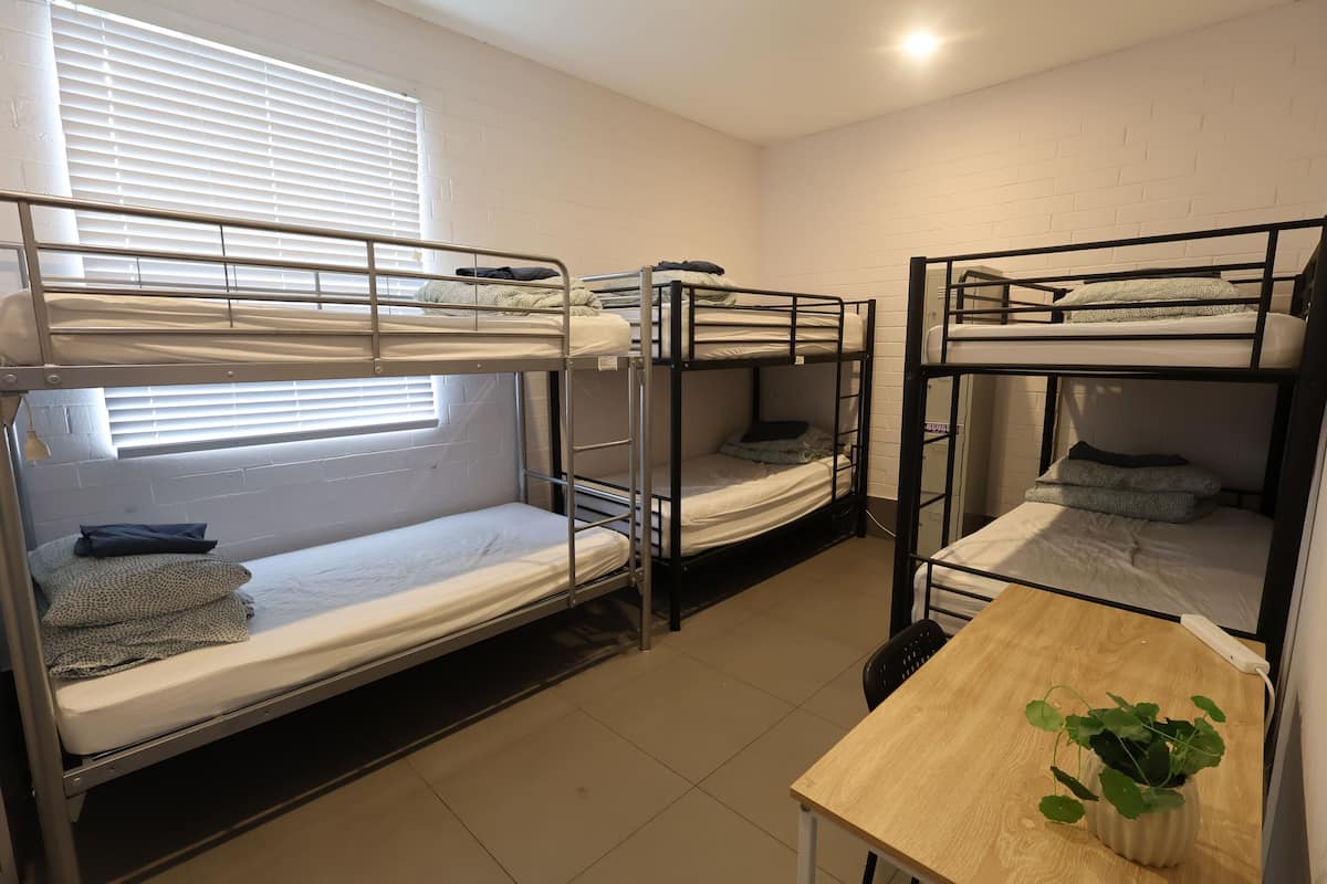 6 bed mixed dorm | Free WiFi