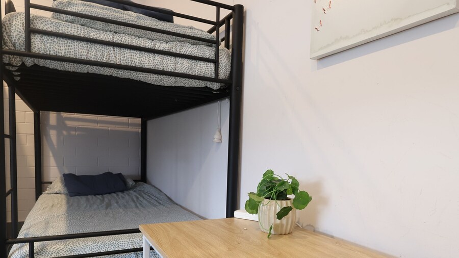 Quokka Backpackers Hostel Perth - note - Valid passport required to check in