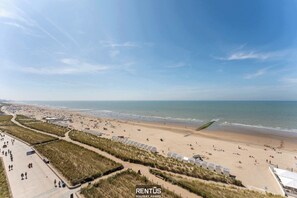 On the beach - Penthouse Soleilla - with sea view in Westende (Middelkerke)