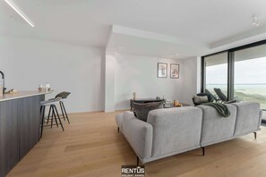 Televisie en een kantoor