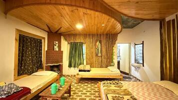 7 Schlafzimmer