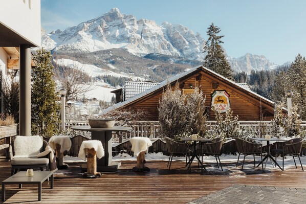 Exterior - Hotel Antines (La Villa)