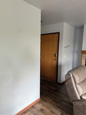 Interior - Charming 2-bedroom apartment in Anchorage (Anchorage)