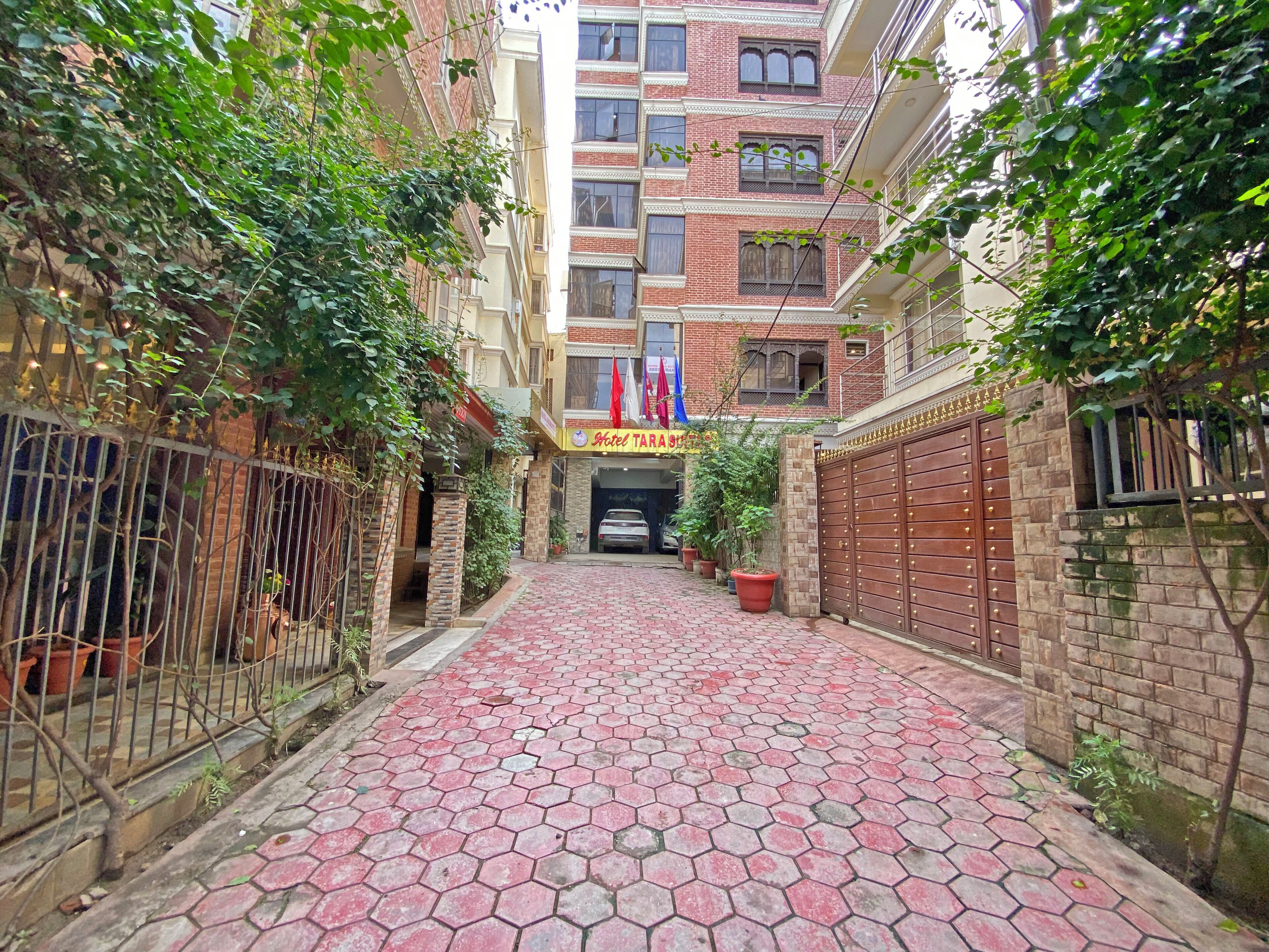 숙박 시설 정면