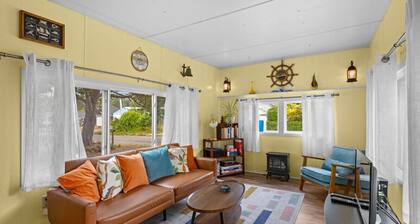 Cute Pet Friendly Home With Firepit