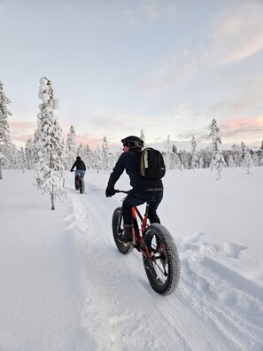 Bicycling - Riekko Lodge (Äkäslompolo)