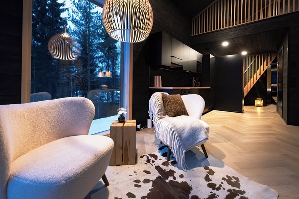 50–tuumainen äly-TV, jossa digitaalikanavat