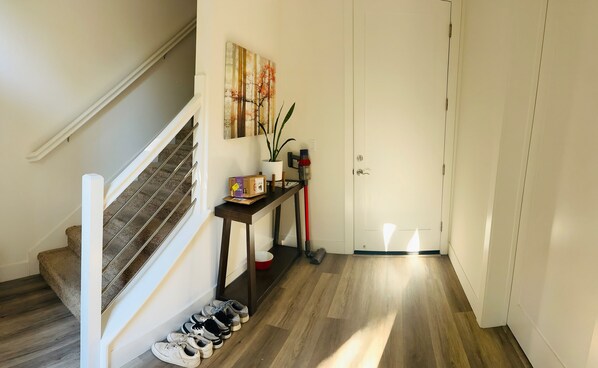 Interior - MASTER BEDROOM in New townhome in Central Fremont with AC.5 mins to Kaiser Tesla (Fremont)