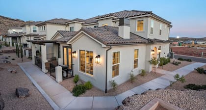 Heated Pool • Hot Tub • Pickleball • Near Zion