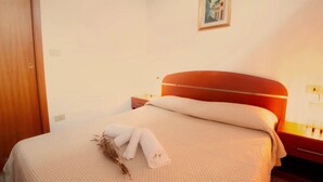 1 室のベッドルーム、アイロン / アイロン台、WiFi、ベッドシーツ