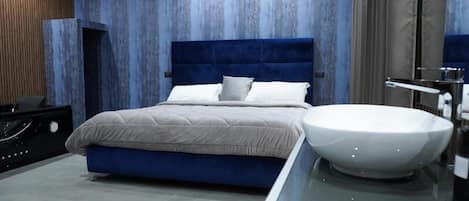 Superior Double Room, City View | Soundproofing, free WiFi