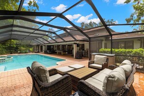 Pool - Sleeps 14~Pool~Games~Dog Friendly~Golf Course View (Temple Terrace)