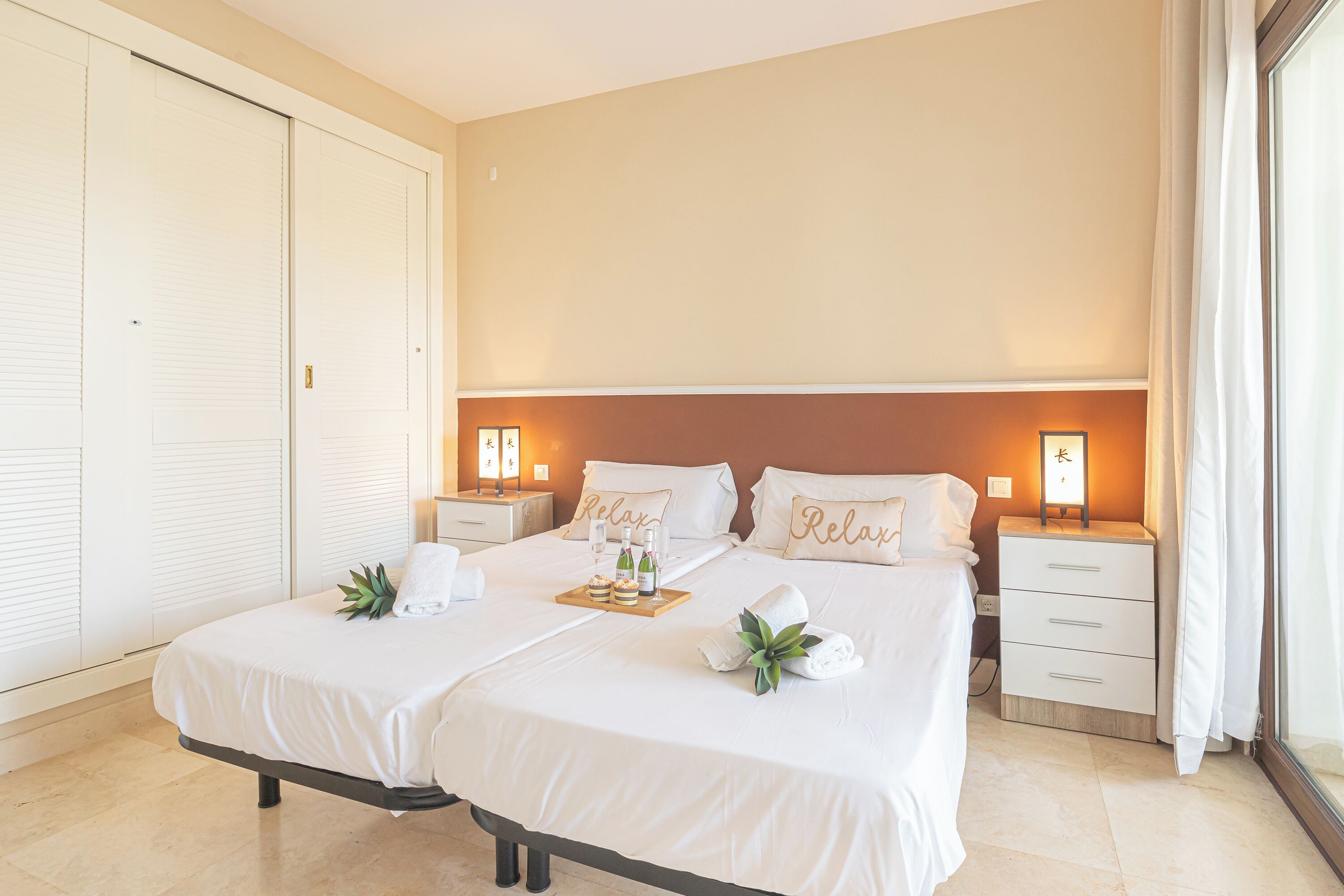 Familie appartement, meerdere slaapkamers (Mijas Golf 1-Bedr, Terrace & shared) | 1 slaapkamer, een laptopwerkplek, gratis wifi, beddengoed