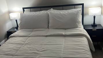 1 chambre, fer et planche à repasser, Wi-Fi, draps fournis