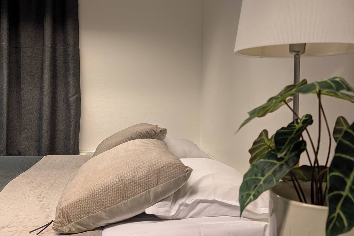 Standard Triple Room, Courtyard View | Desk, laptop workspace, blackout curtains, soundproofing