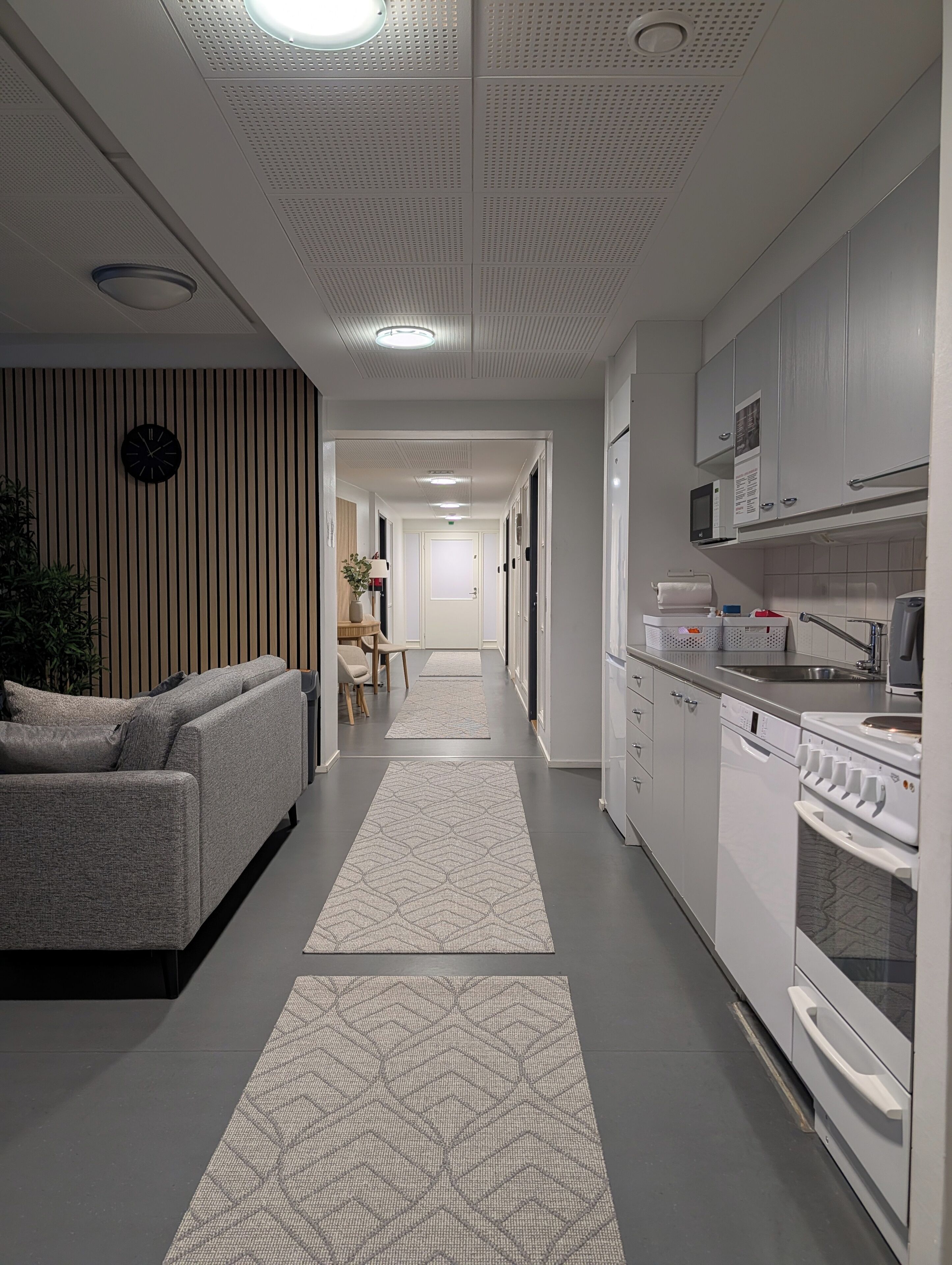 المنشأة من الداخل