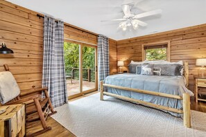 4 bedrooms, travel crib, free WiFi, bed sheets