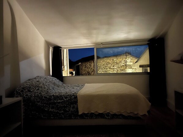 2 camere, ferro/asse da stiro, Wi-Fi, lenzuola