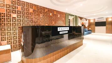 บ้านพัก | ฝ่ายต้อนรับ