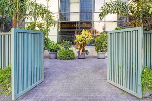 House | Reception