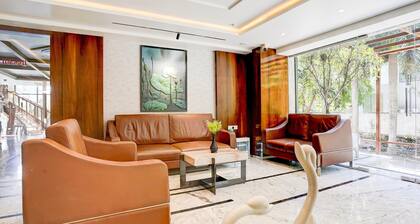 Palette Magarpatta City