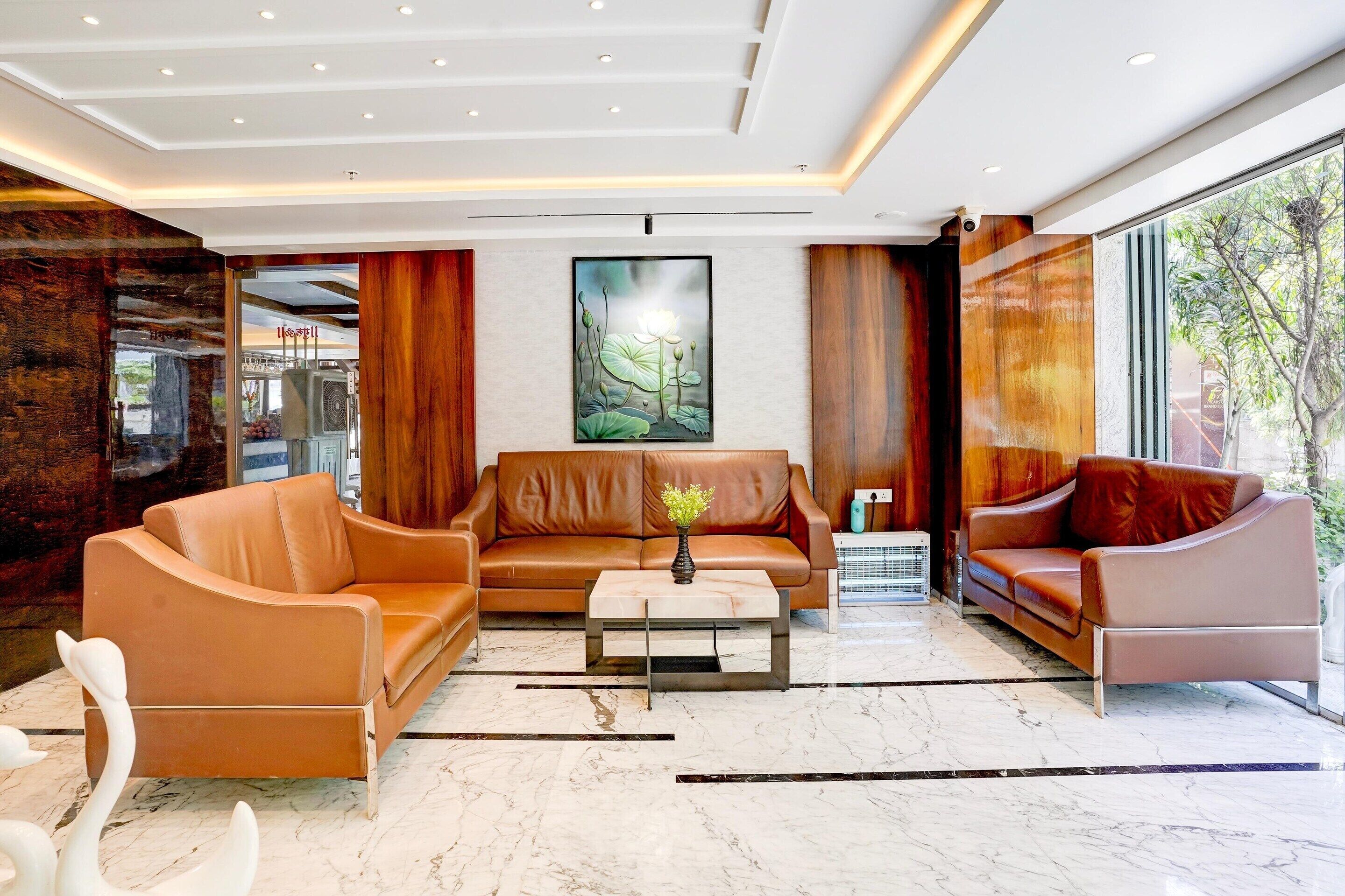 House | Meja sambut tetamu