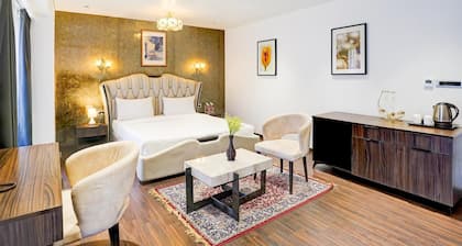 Palette Magarpatta City